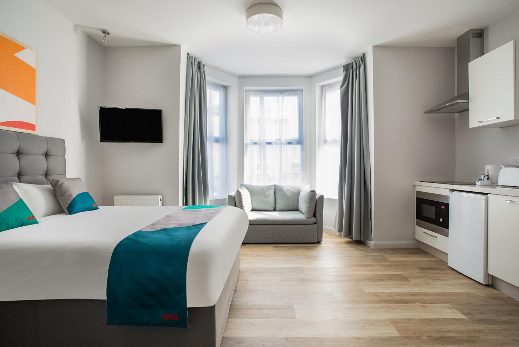 Oyo Studiotel Gy - Modern Hotel Apartments Great Yarmouth Eksteriør billede