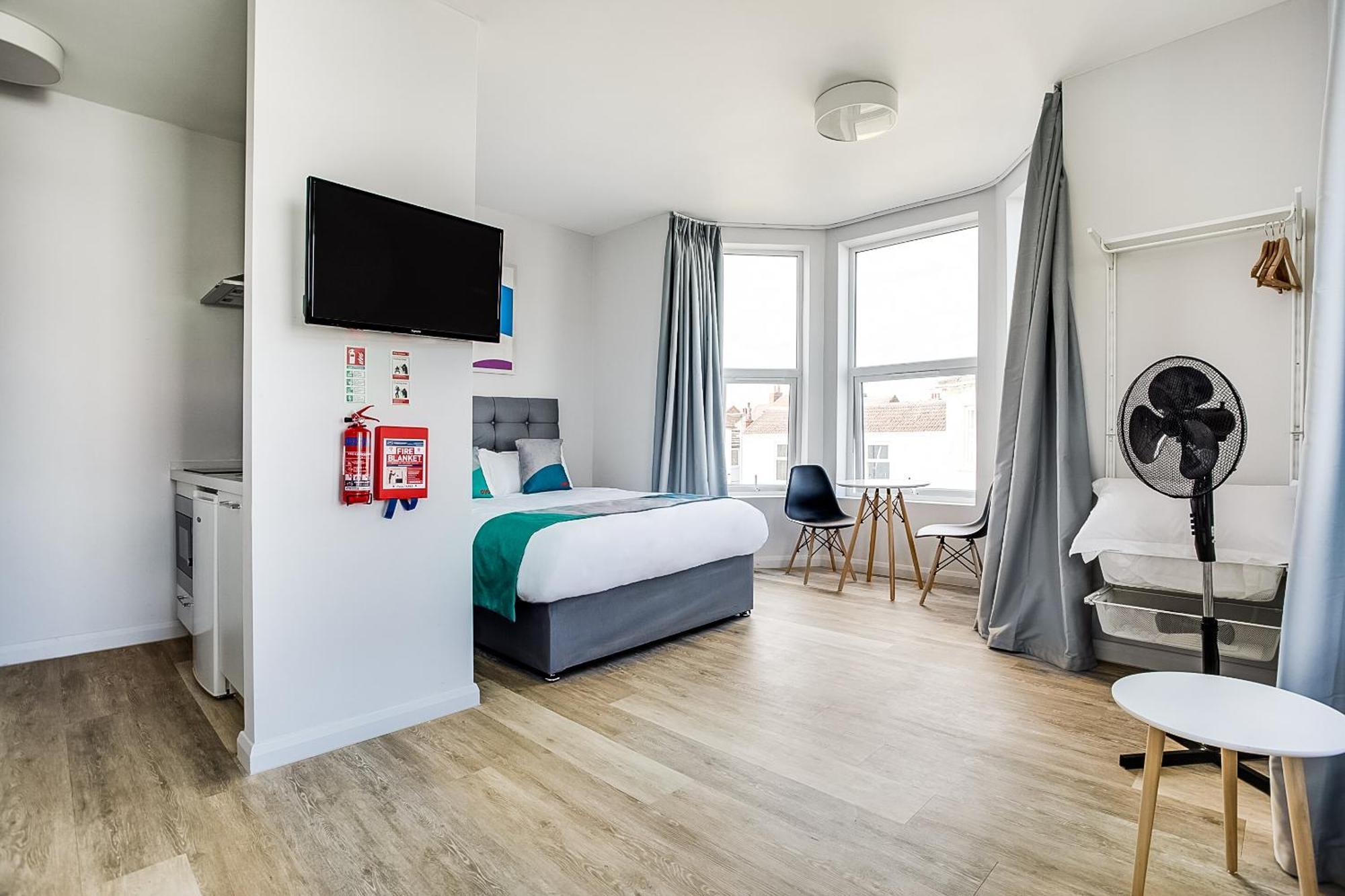 Oyo Studiotel Gy - Modern Hotel Apartments Great Yarmouth Eksteriør billede